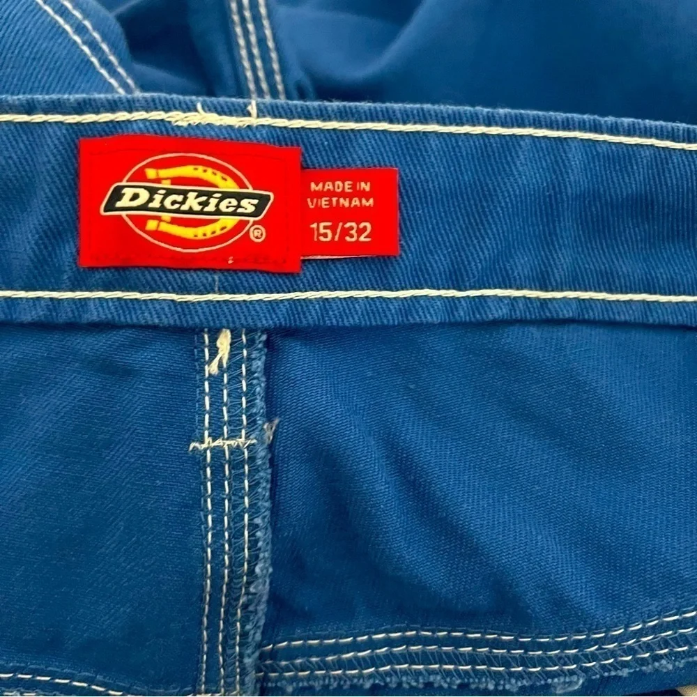 Dickies questions leave